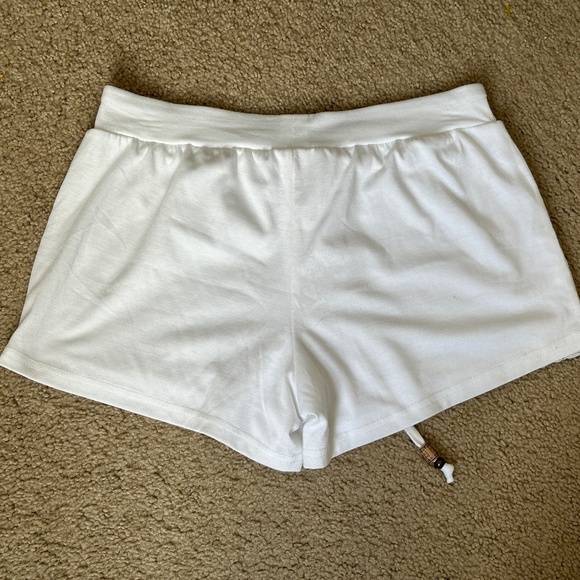 No Boundaries Juniors Shorts Size 3/5 White Lace Drawstring Summer Vacation - Picture 2 of 3
